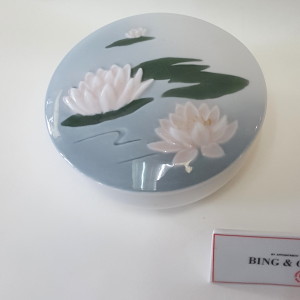 Bing & Grondhal, porcellana dipinta amano
